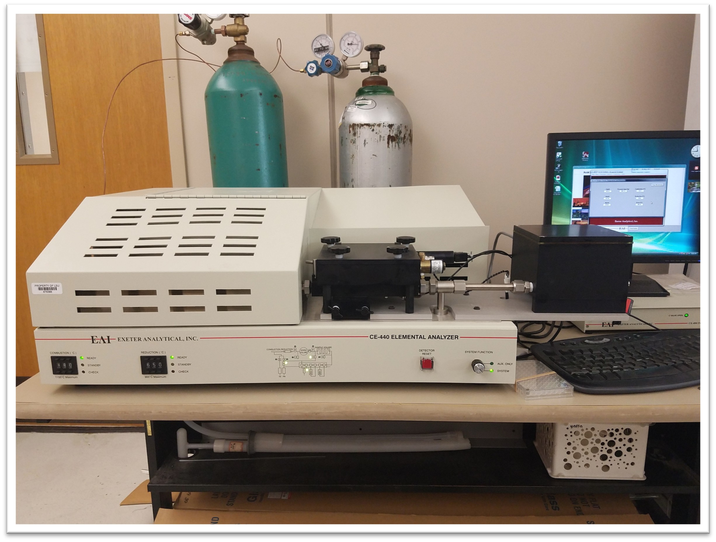 CE 440 Elemental Combustion Analyzer